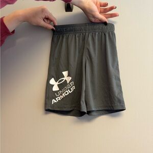 Boy’s Under Armour Kids Gray Shorts